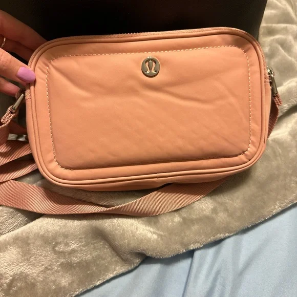 Lululemon crossbody - Picture 1 of 4